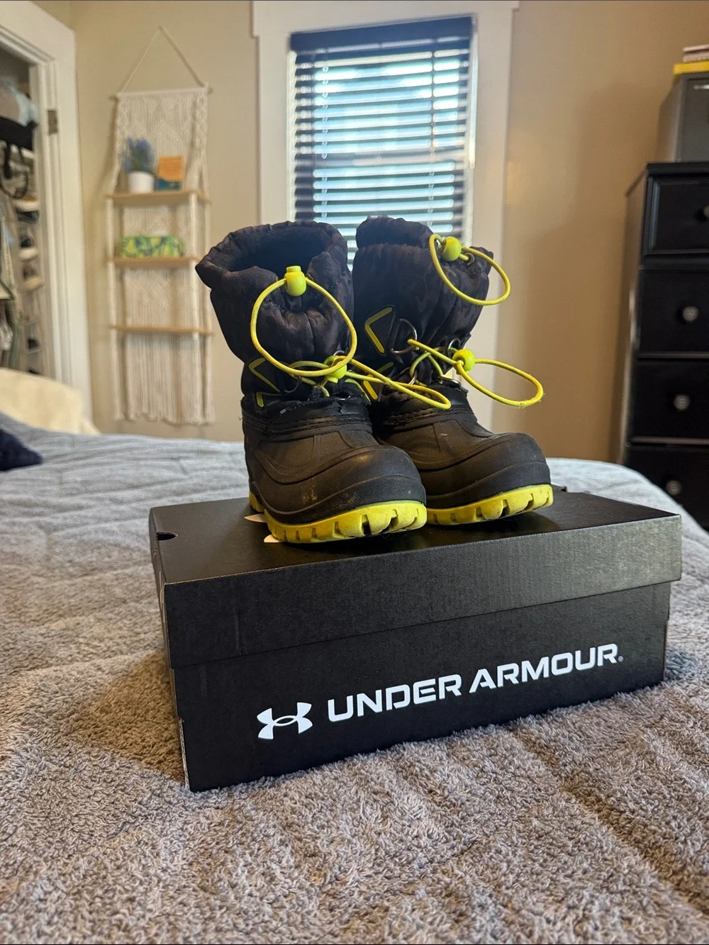 Totes brand Black and Neon Yellow Snow Boots